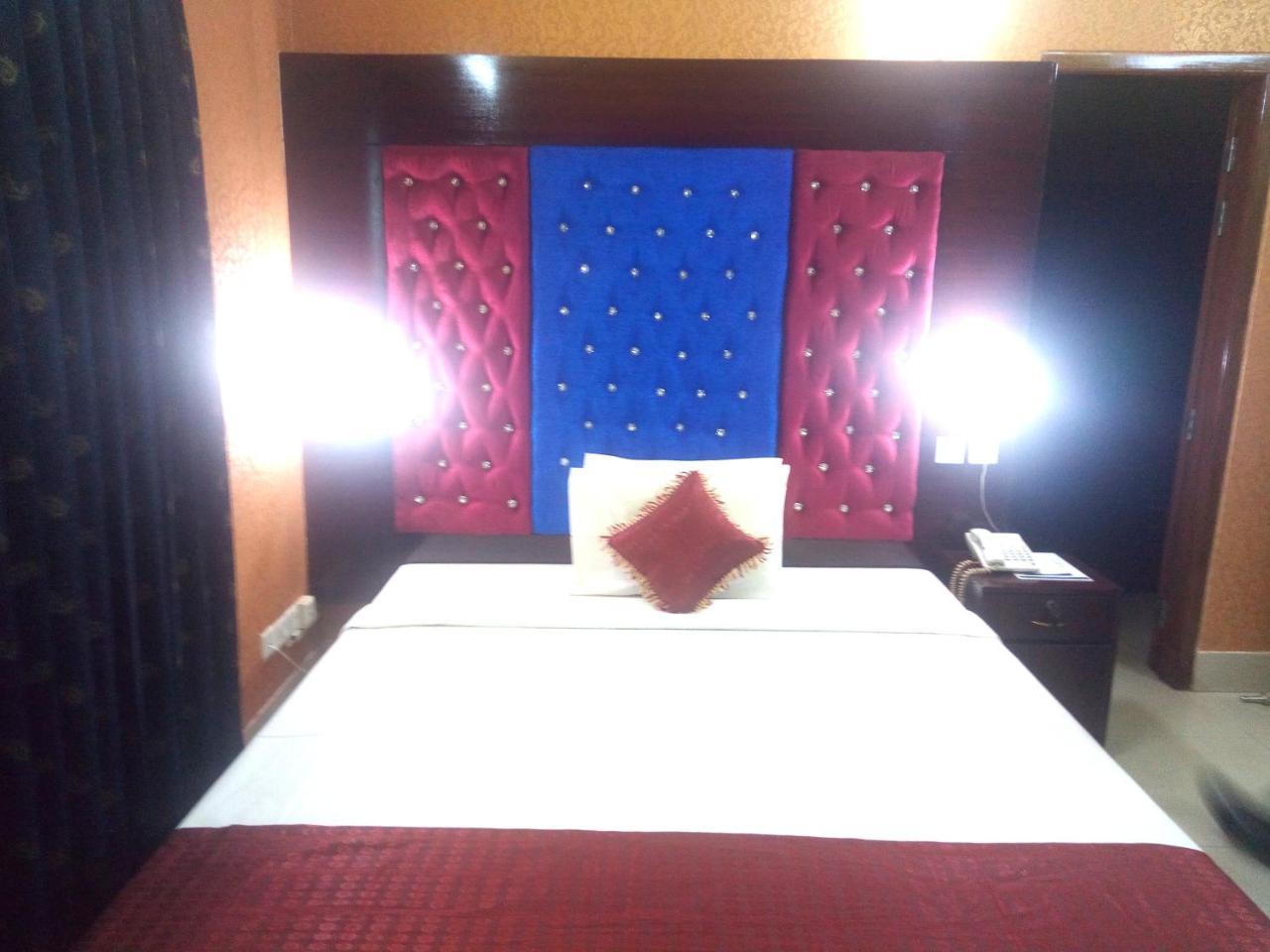 Hotel Lake View Plaza Dhaka Exterior foto