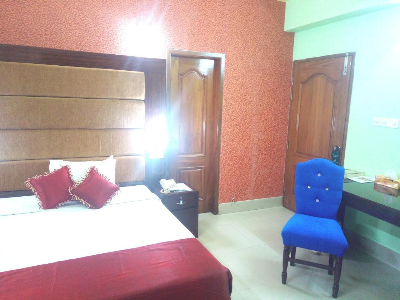 Hotel Lake View Plaza Dhaka Exterior foto