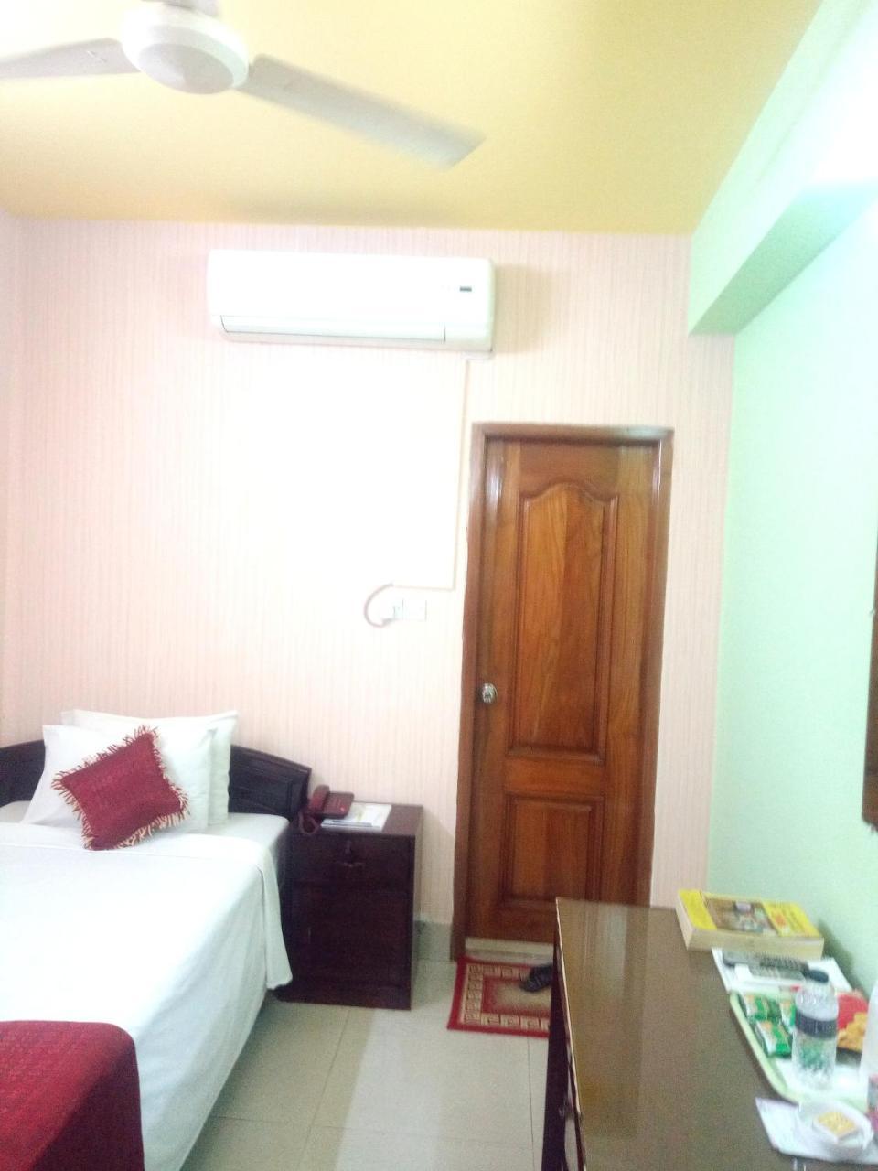 Hotel Lake View Plaza Dhaka Exterior foto